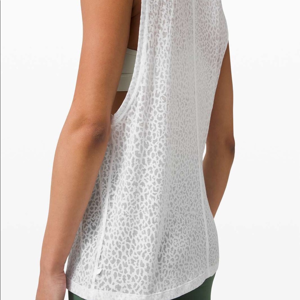 Brand new Lululemon Tank